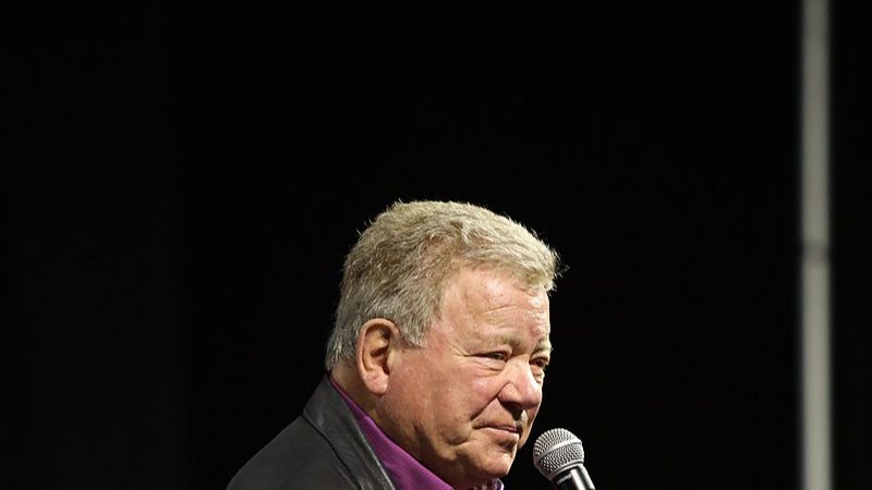  William Shatner, tags: infinite connections - upload.wikimedia.org
